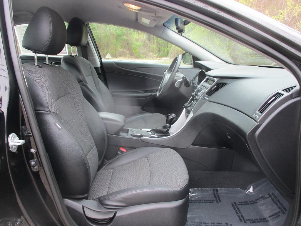 Hyundai Sonata  2013