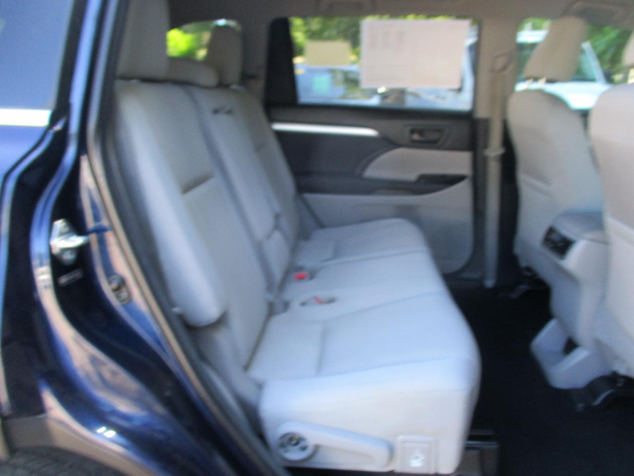 Toyota Highlander  2014