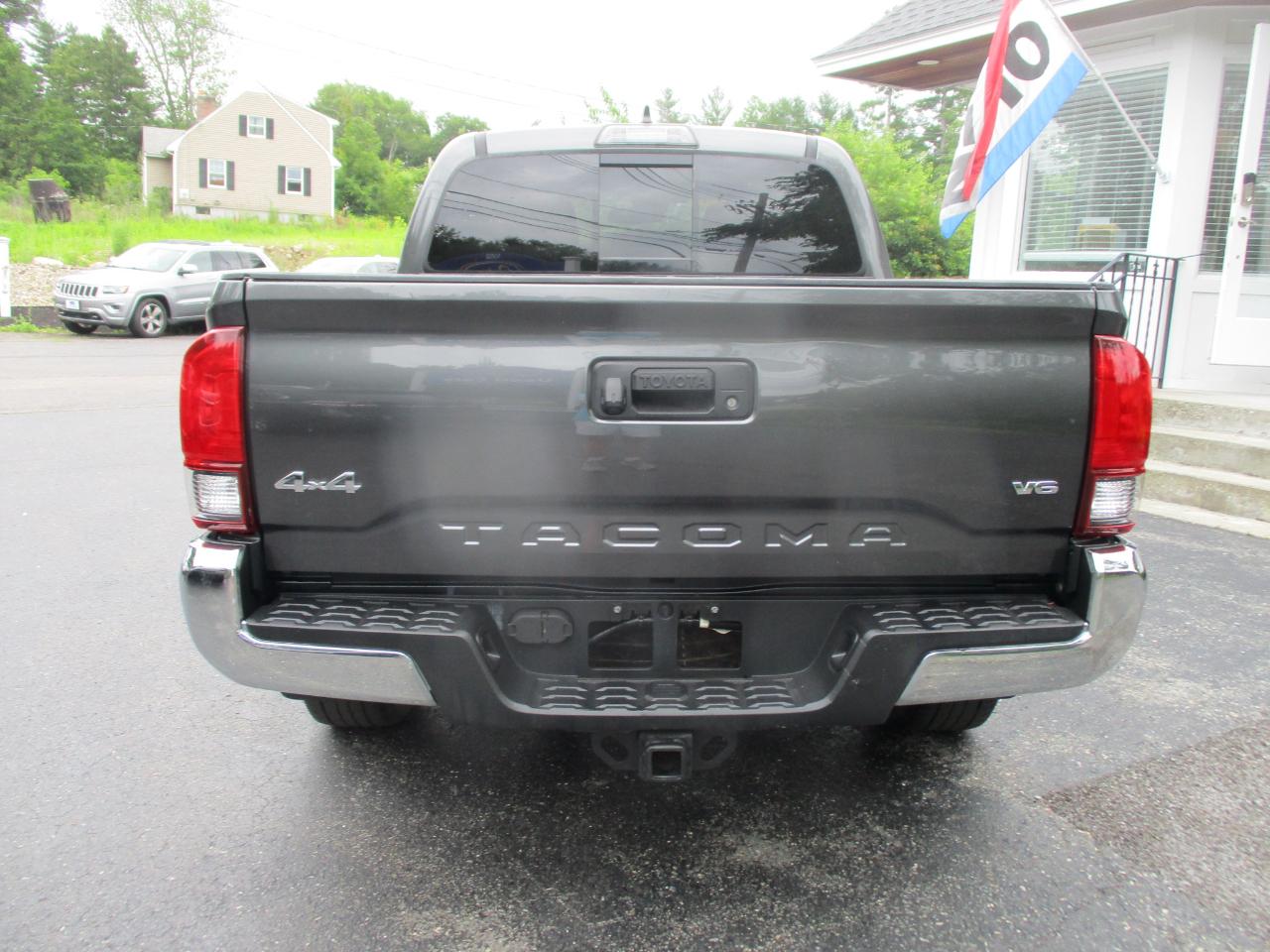 Toyota Tacoma 4WD  2018