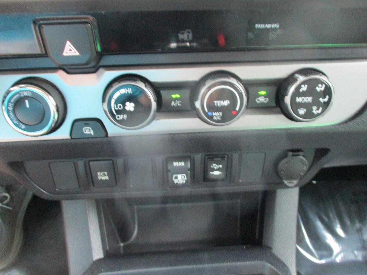 Toyota Tacoma 4WD  2018