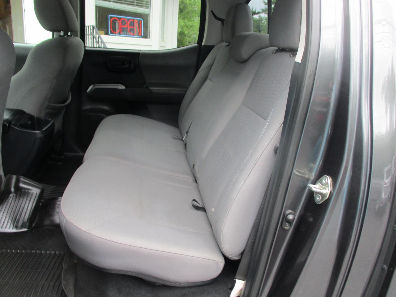 Toyota Tacoma 4WD  2018
