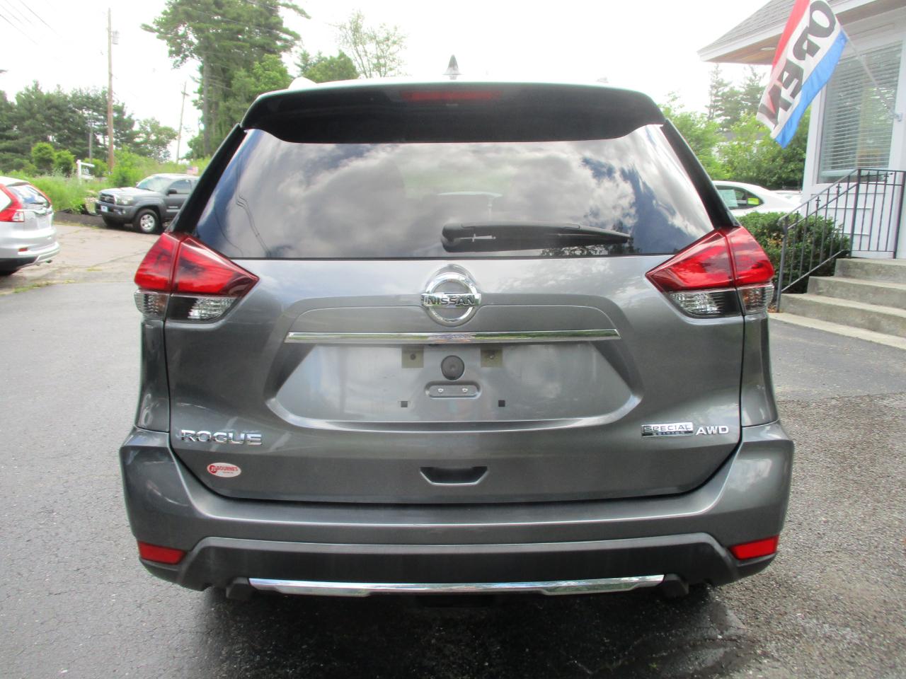 Nissan Rogue  2019