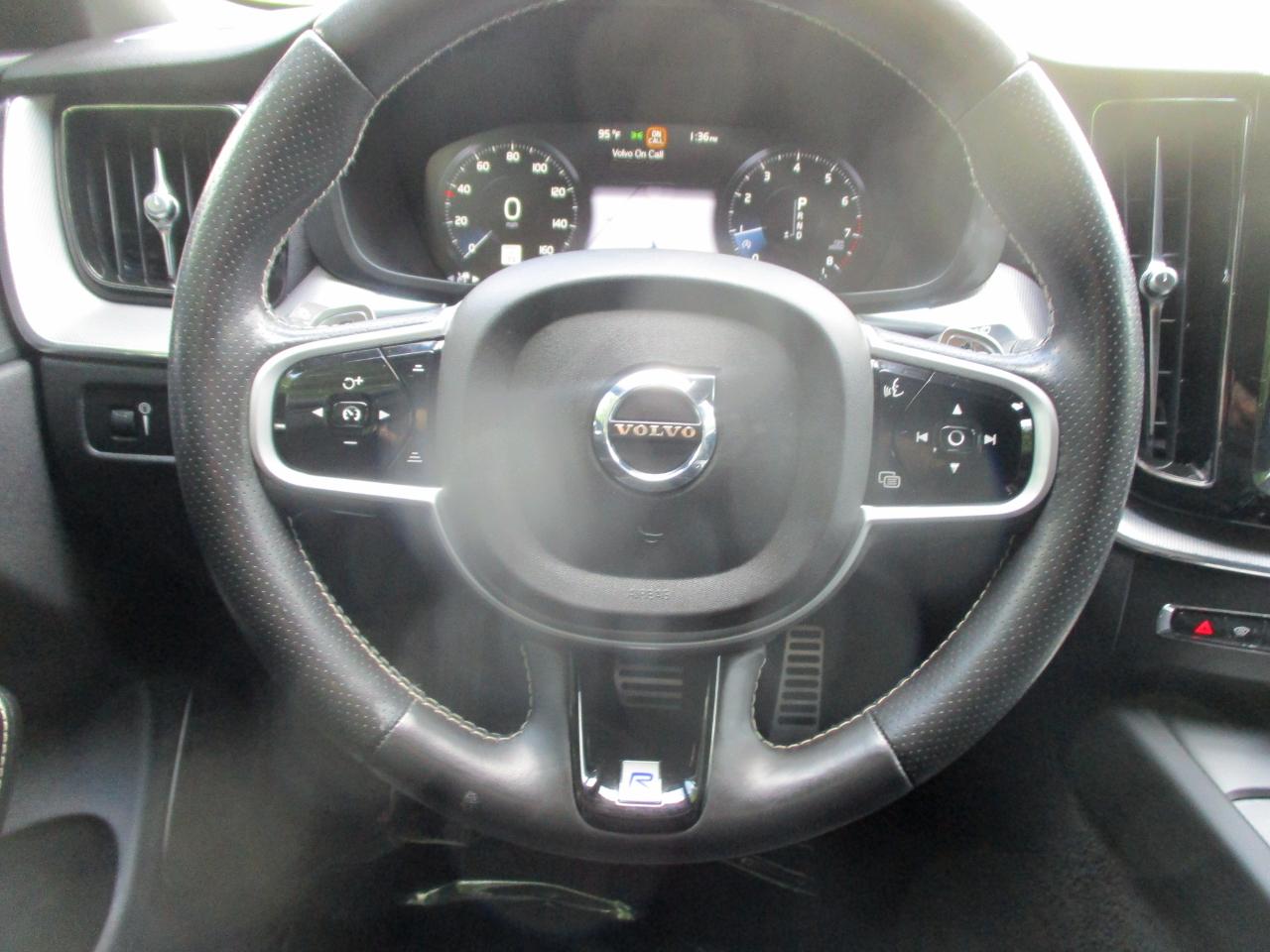 Volvo XC60 T5 AWD R-Design 2018