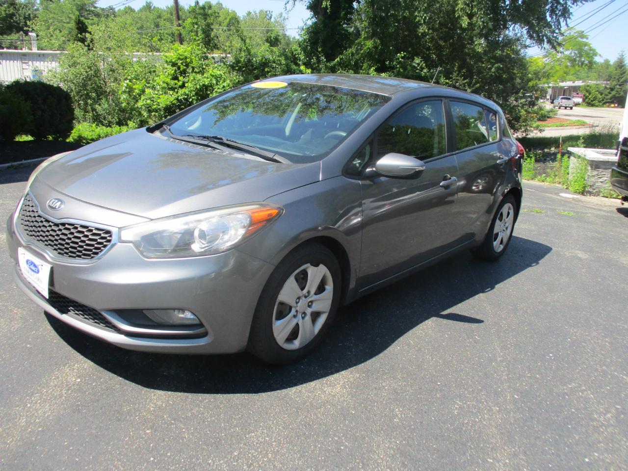 Kia Forte 5-Door  2016