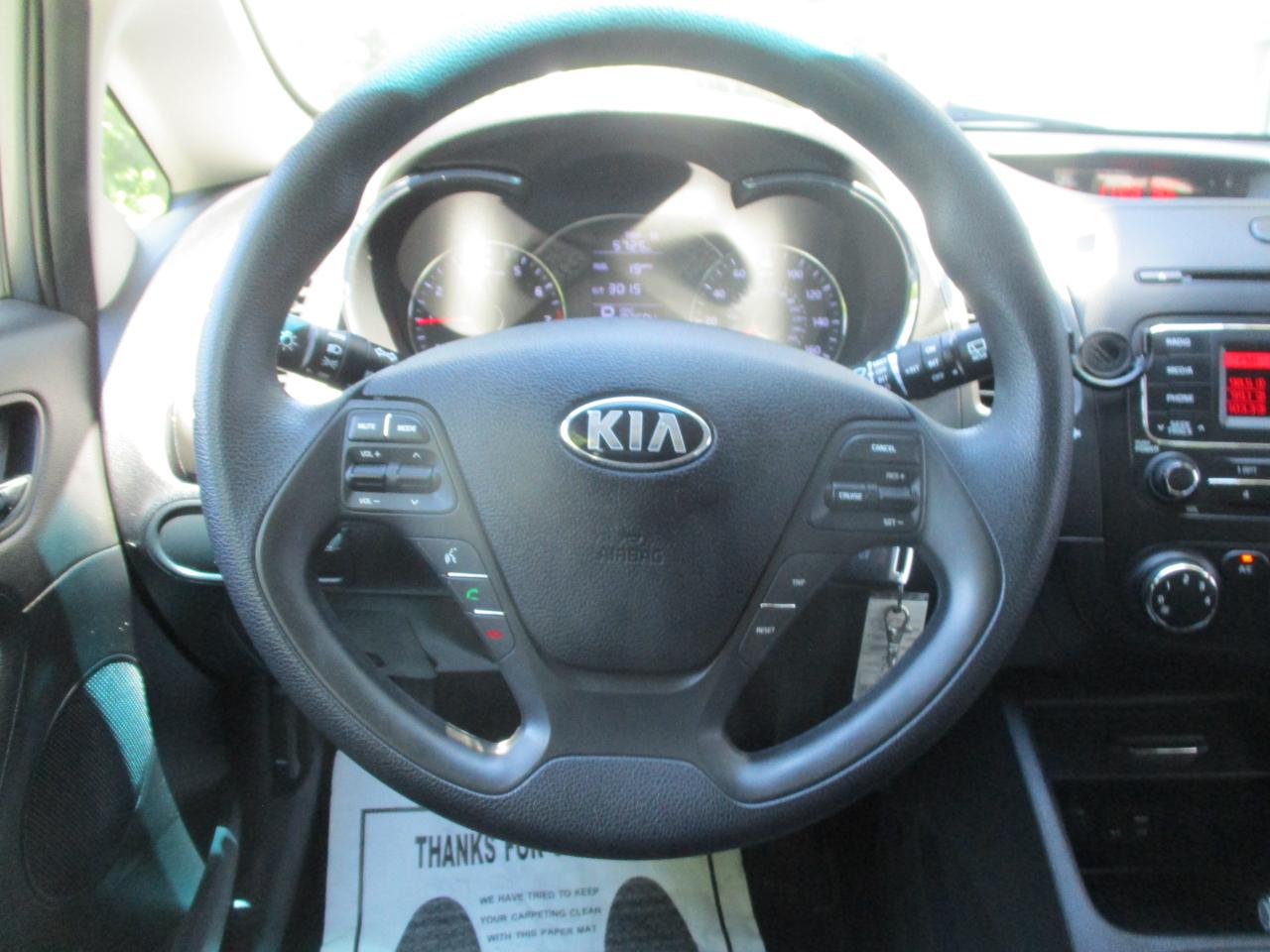 Kia Forte 5-Door  2016