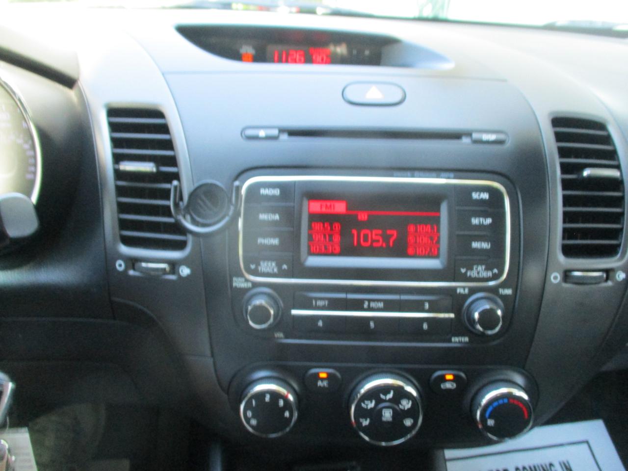Kia Forte 5-Door  2016