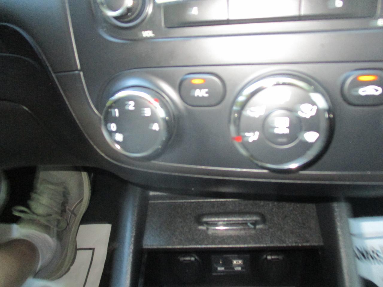 Kia Forte 5-Door  2016