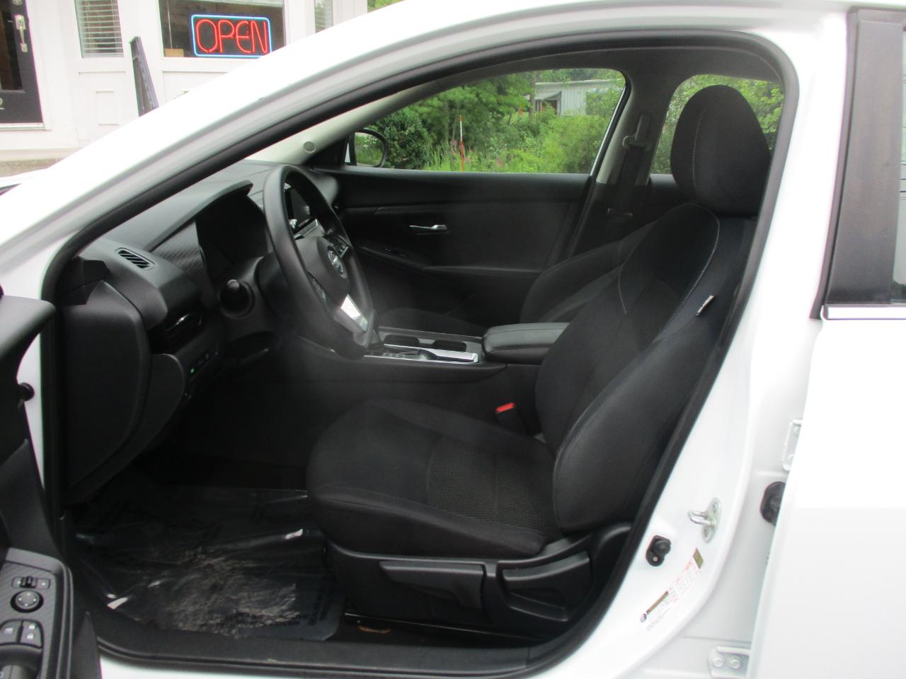 Nissan Sentra S CVT 2020