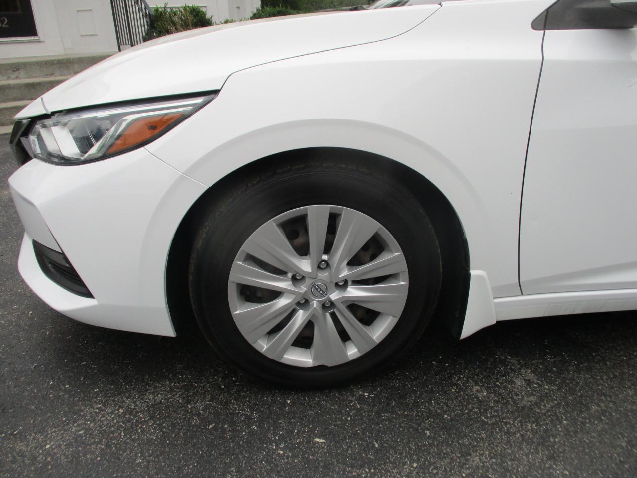 Nissan Sentra S CVT 2020