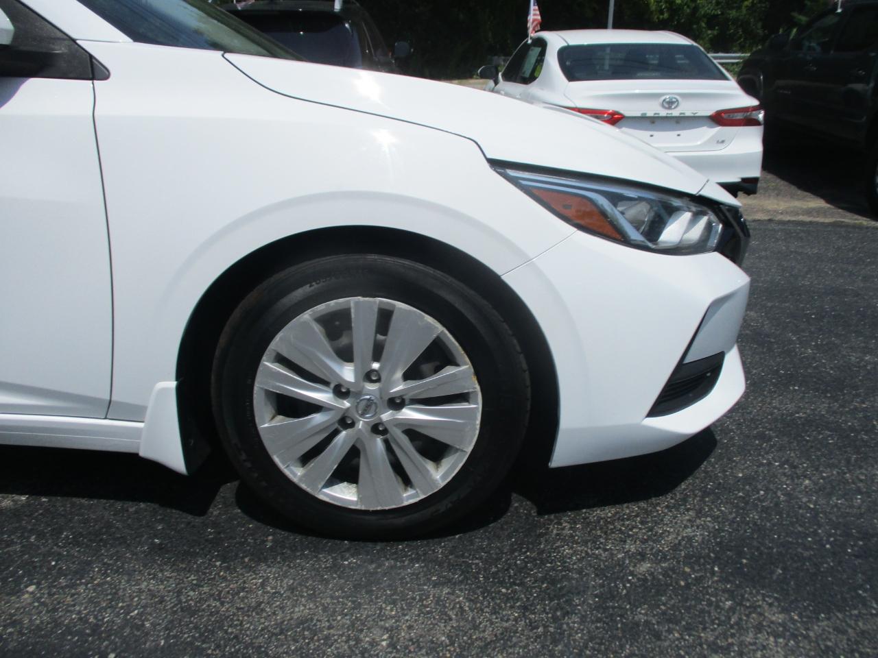 Nissan Sentra S CVT 2020