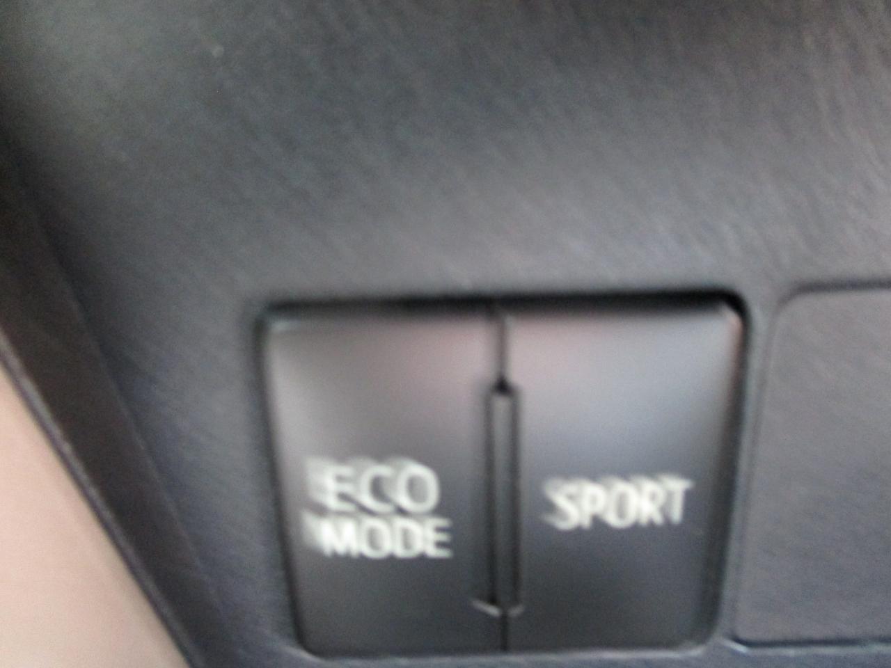 Toyota RAV4 XLE AWD 2014