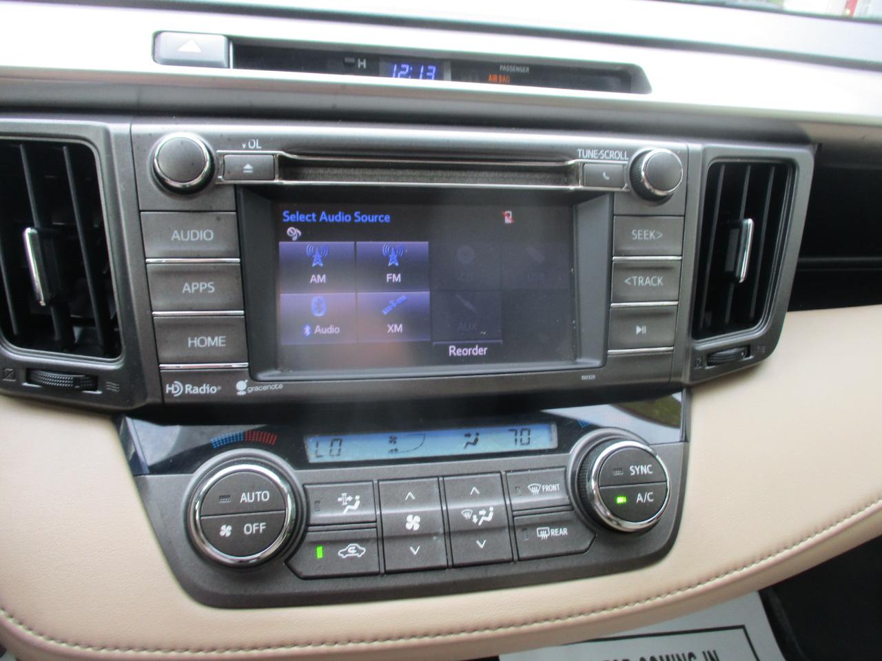 Toyota RAV4 XLE AWD 2014