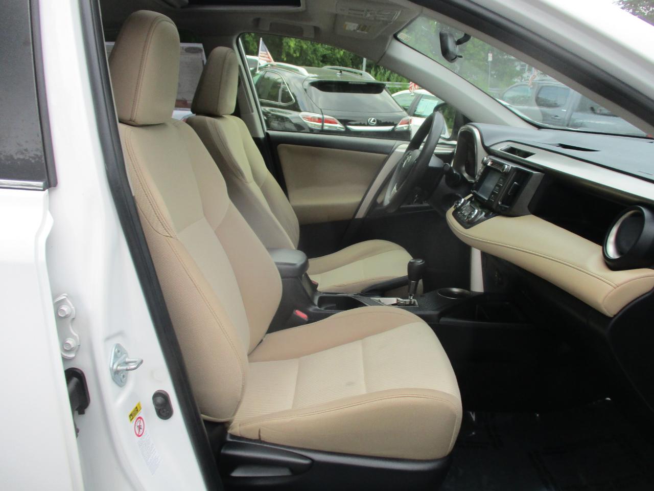 Toyota RAV4 XLE AWD 2014