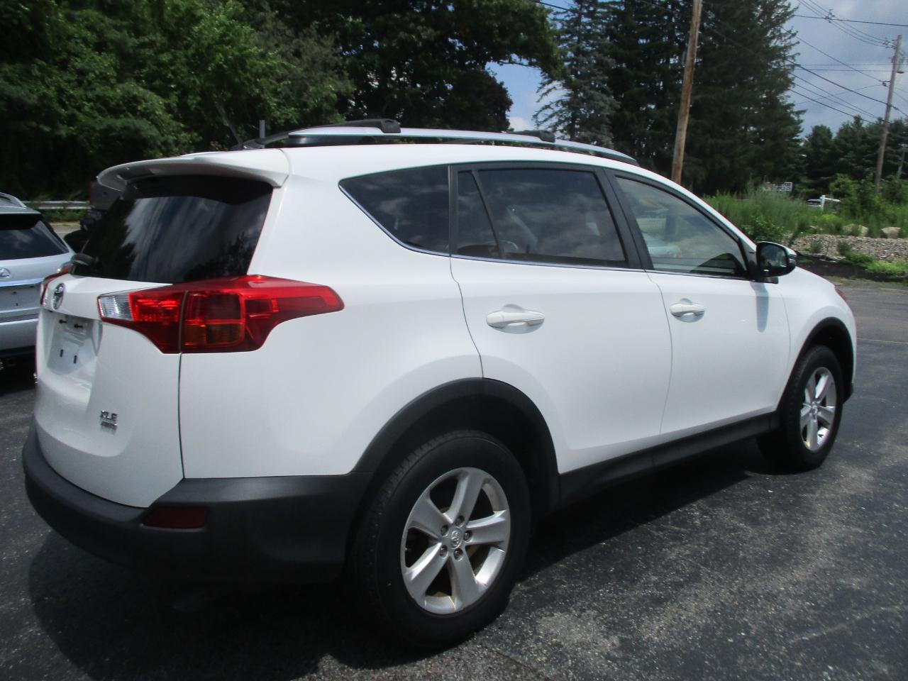 Toyota RAV4 XLE AWD 2014