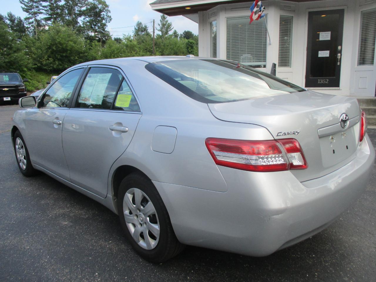 Toyota Camry LE 2010