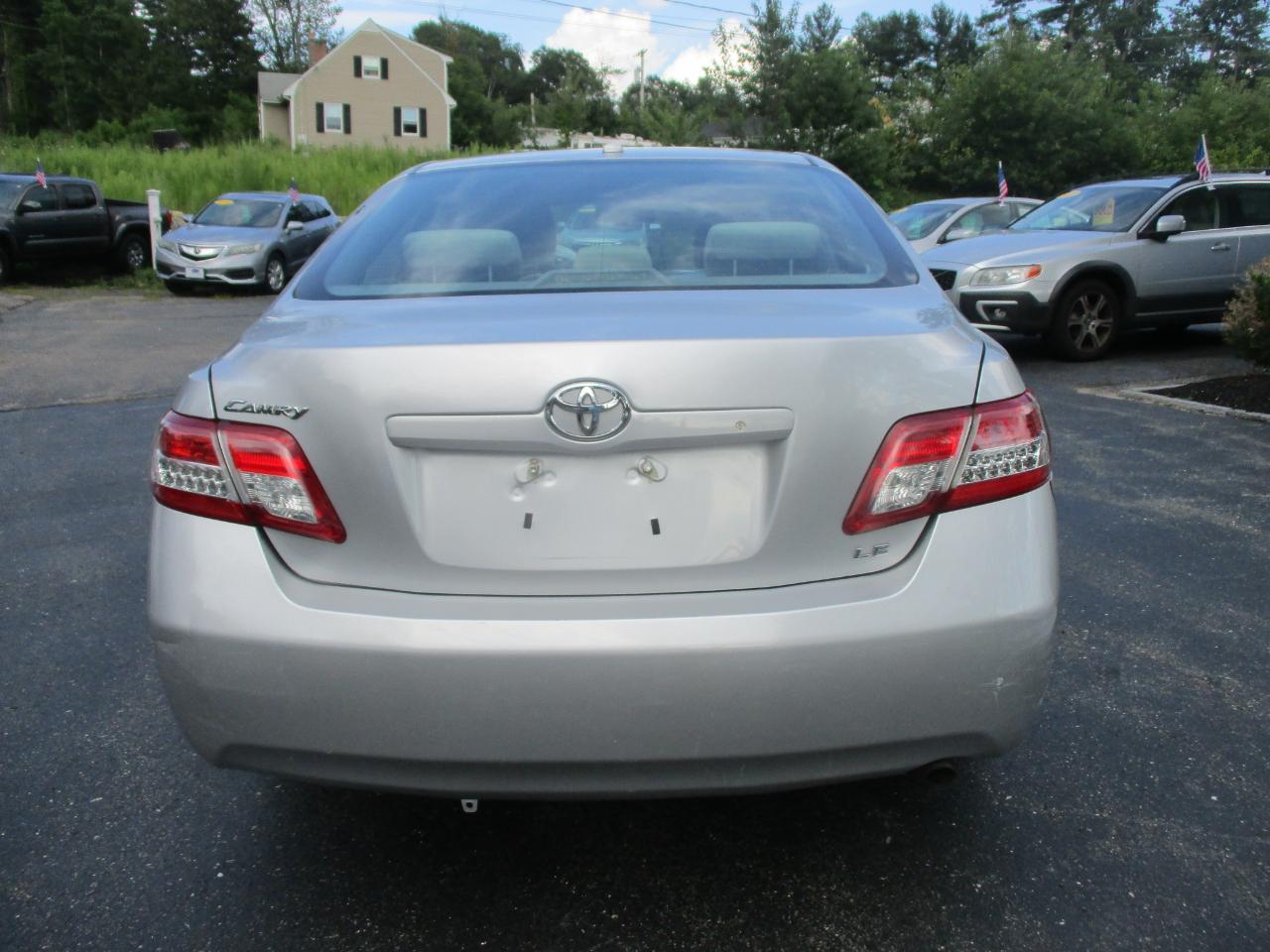 Toyota Camry LE 2010