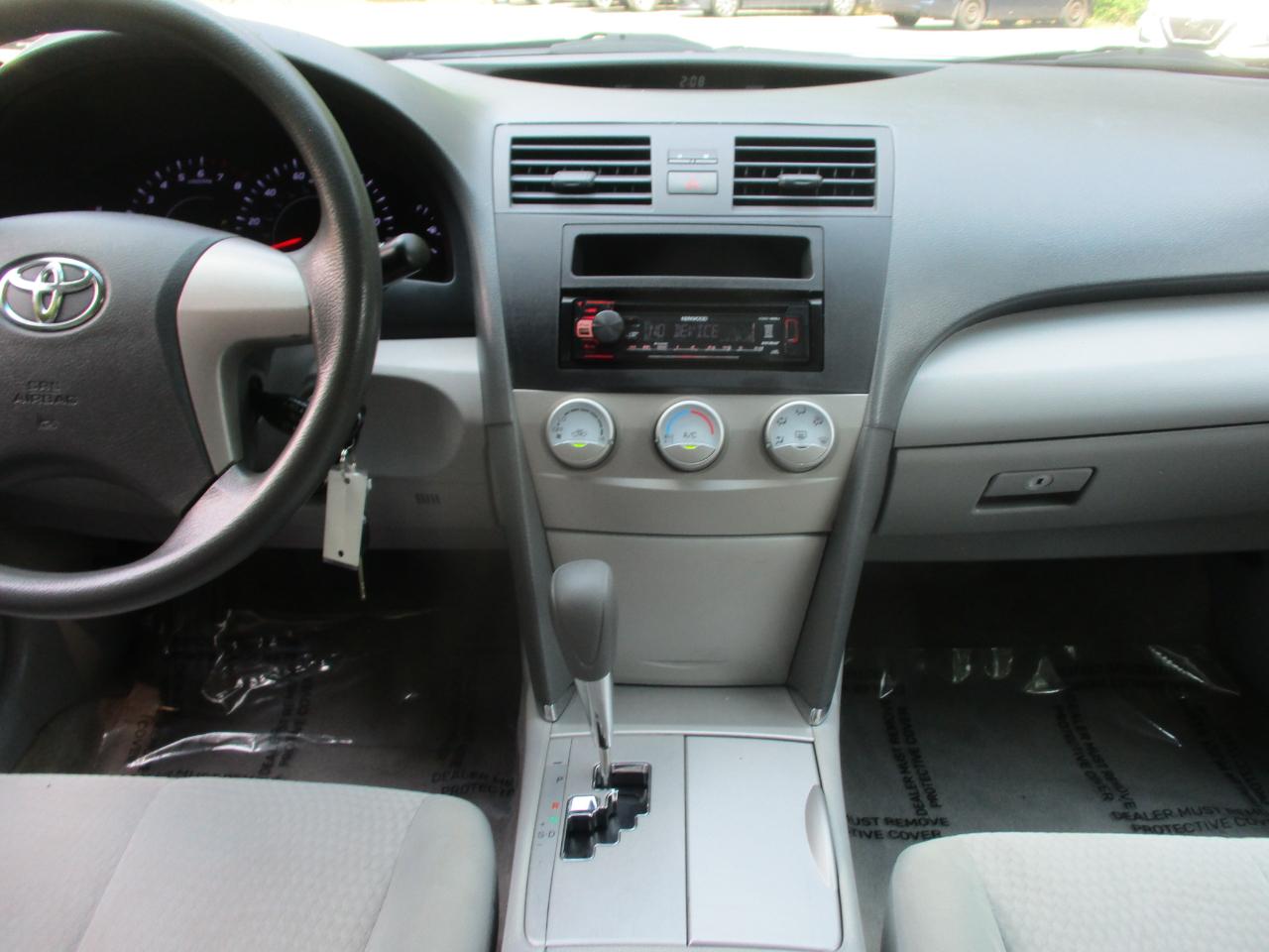 Toyota Camry LE 2010