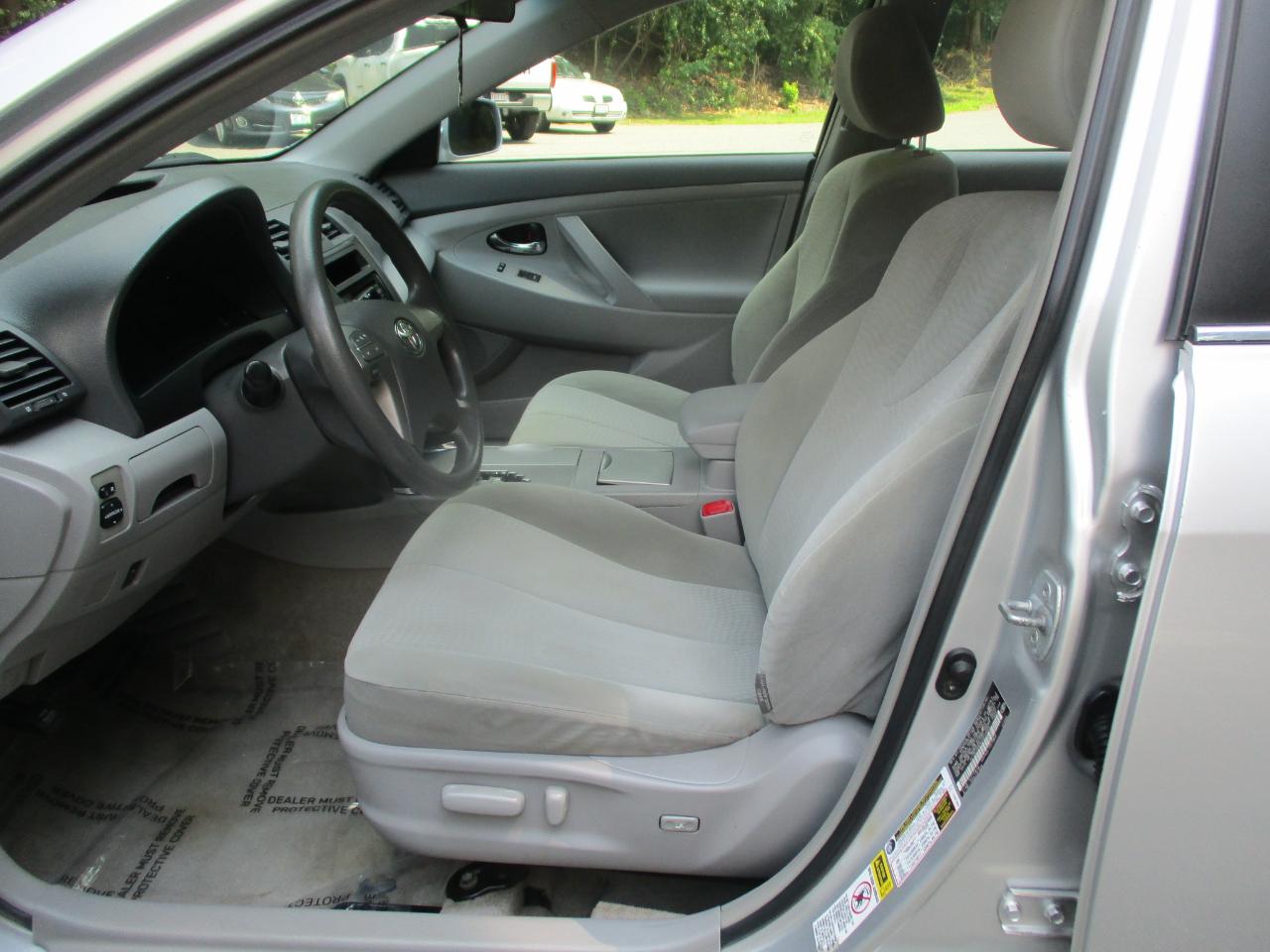 Toyota Camry LE 2010