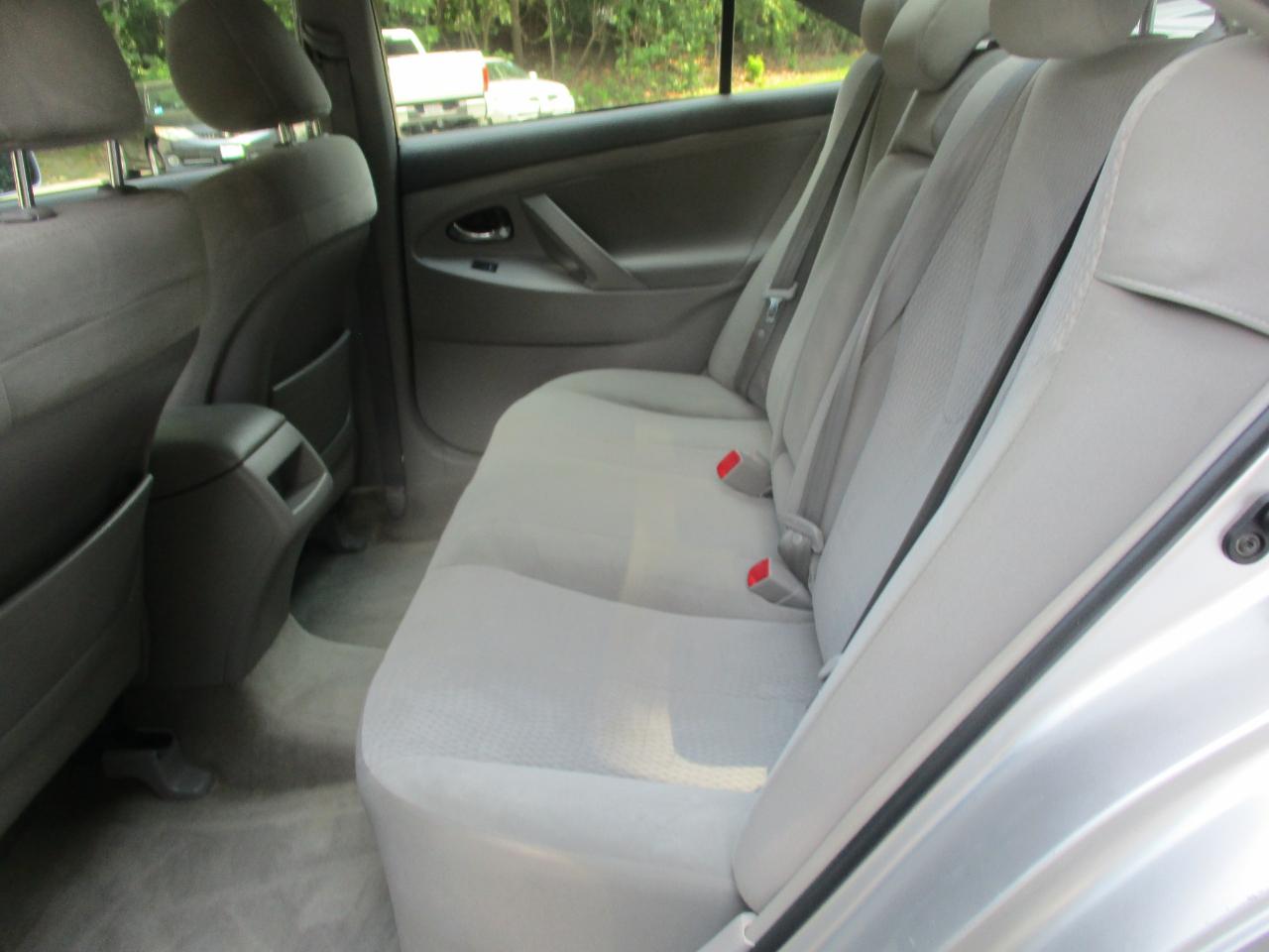 Toyota Camry LE 2010