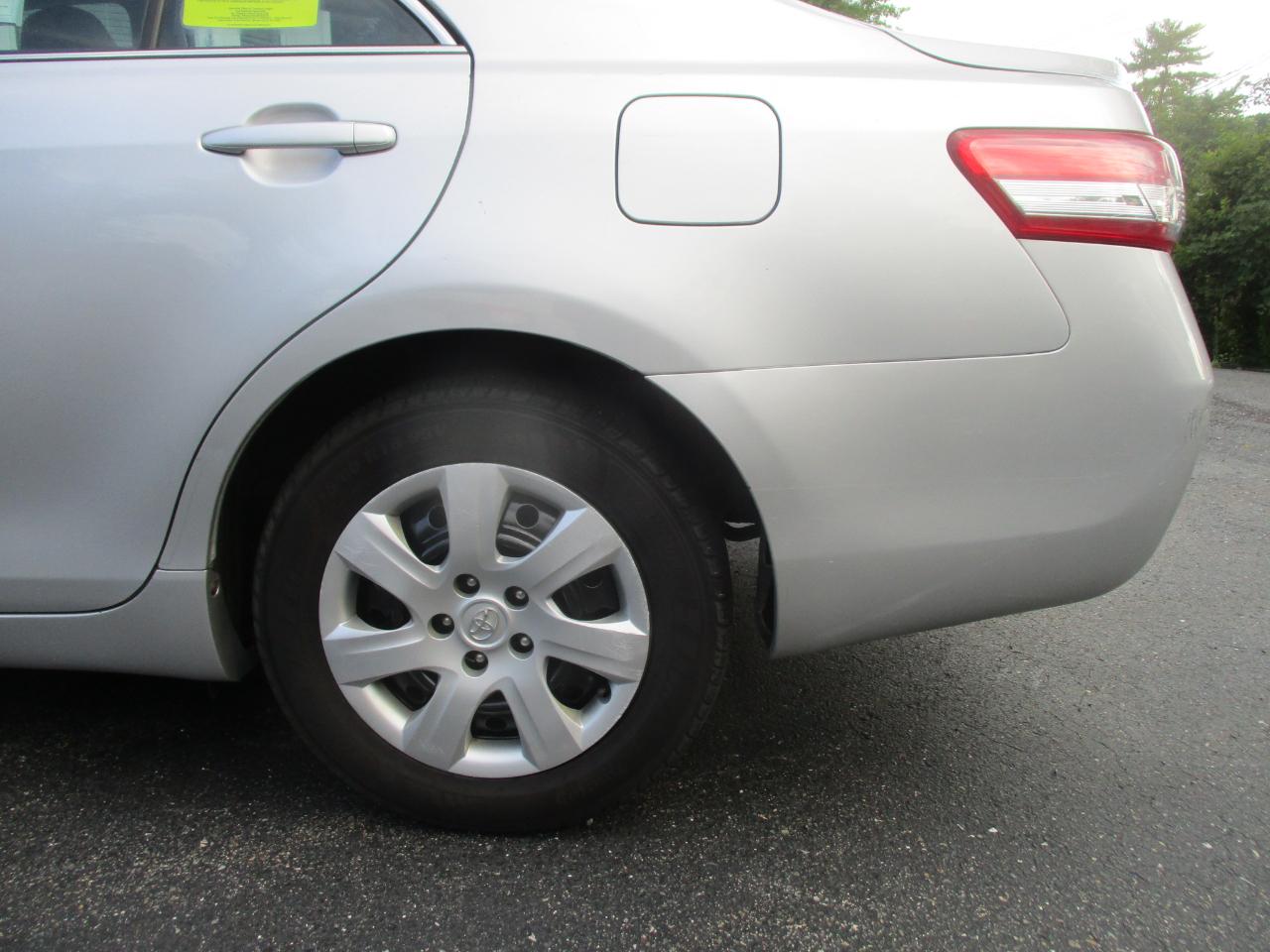 Toyota Camry LE 2010