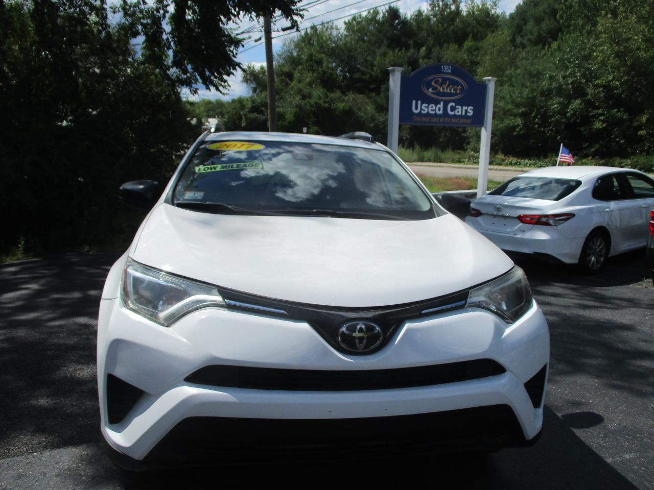 Toyota RAV4 LE 2017