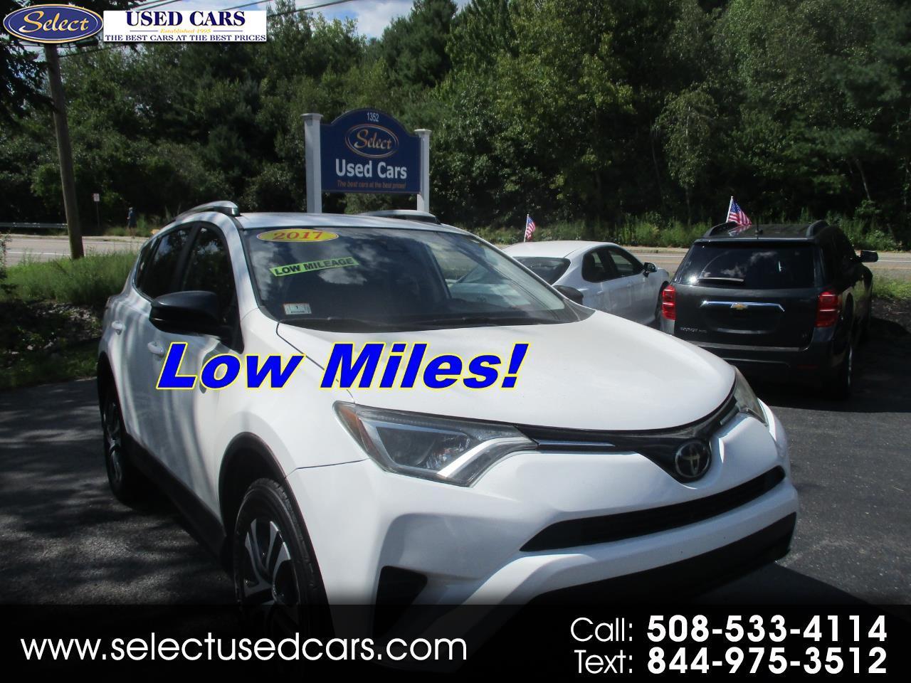 Toyota RAV4 LE 2017