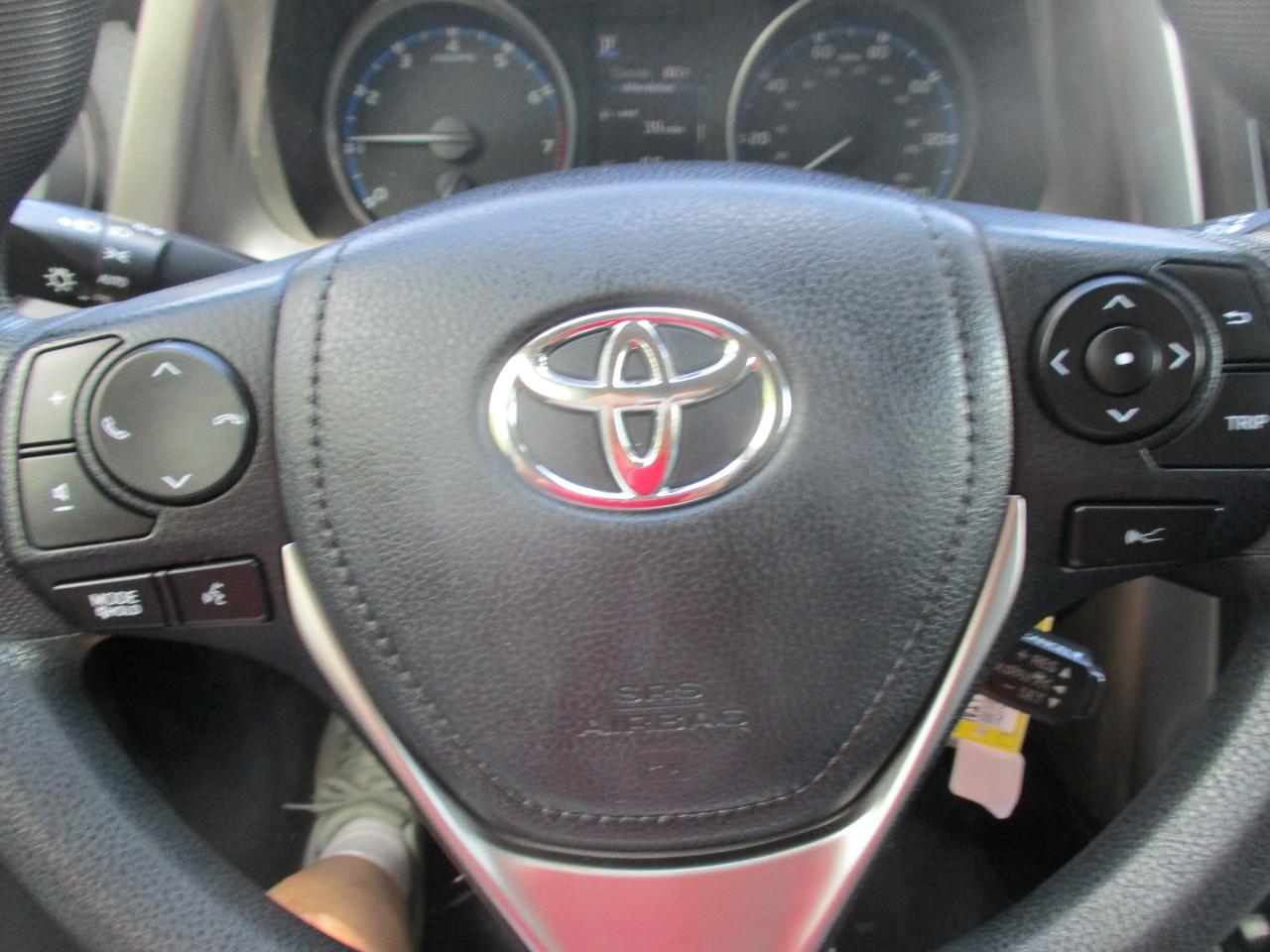 Toyota RAV4 LE 2017