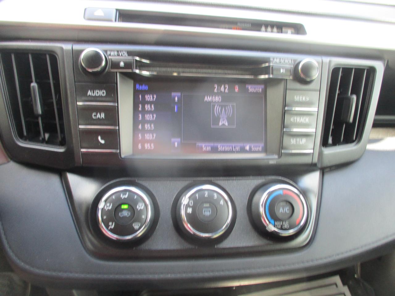 Toyota RAV4 LE 2017