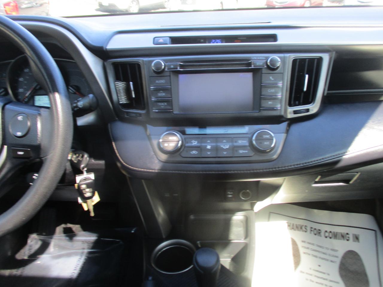 Toyota RAV4 XLE AWD 2013