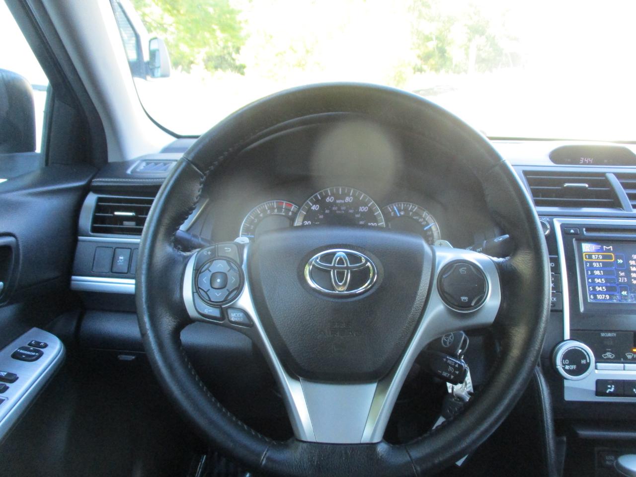 Toyota Camry SE 2012