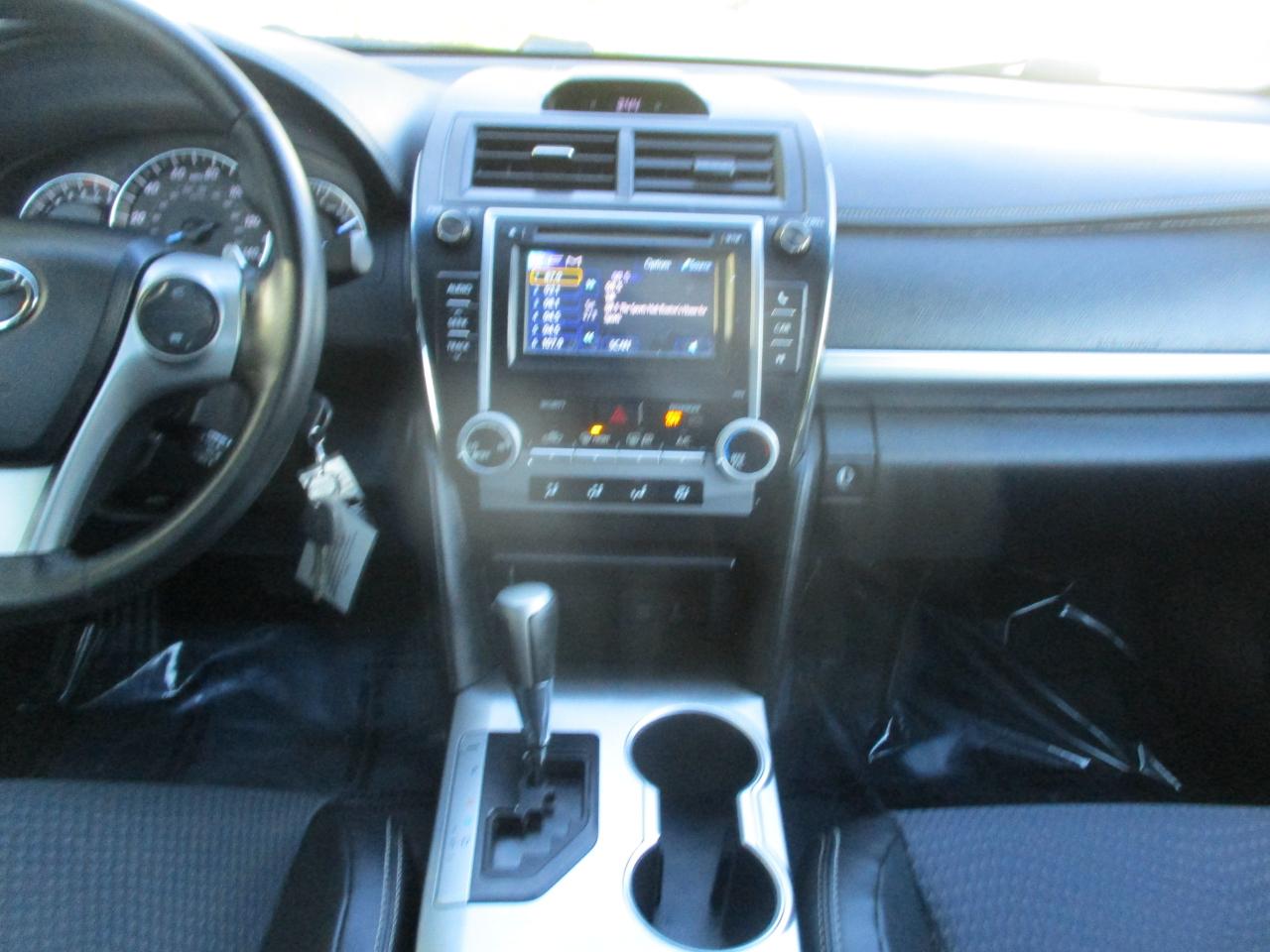 Toyota Camry SE 2012