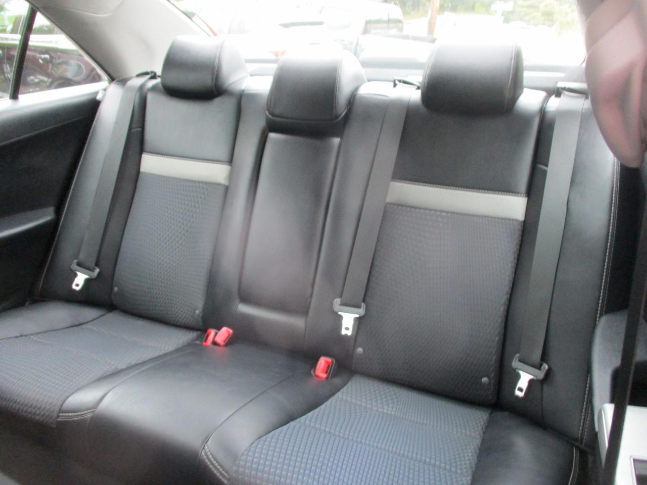 Toyota Camry SE 2012
