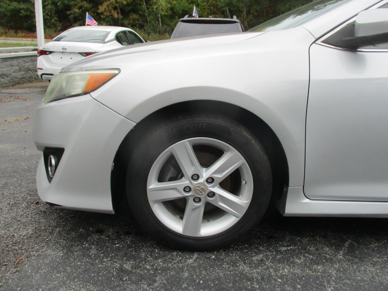 Toyota Camry SE 2012