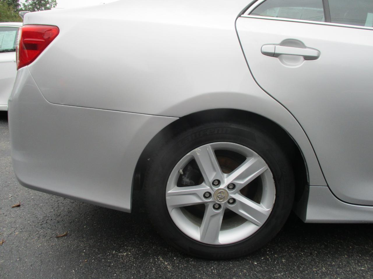 Toyota Camry SE 2012
