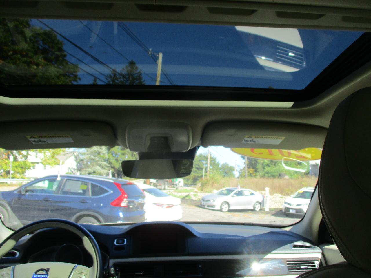 Volvo XC70  2015
