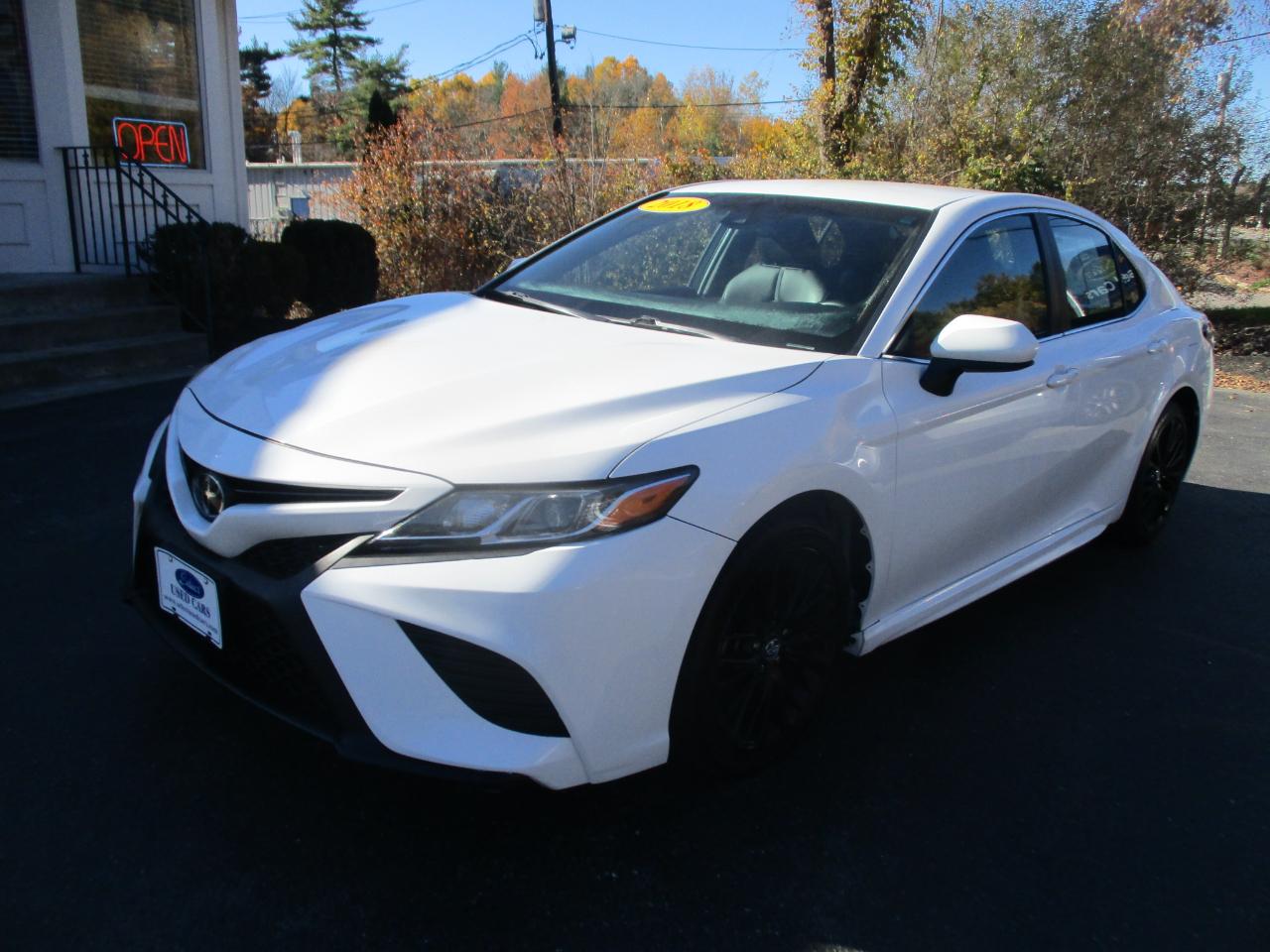 Toyota Camry SE 2018