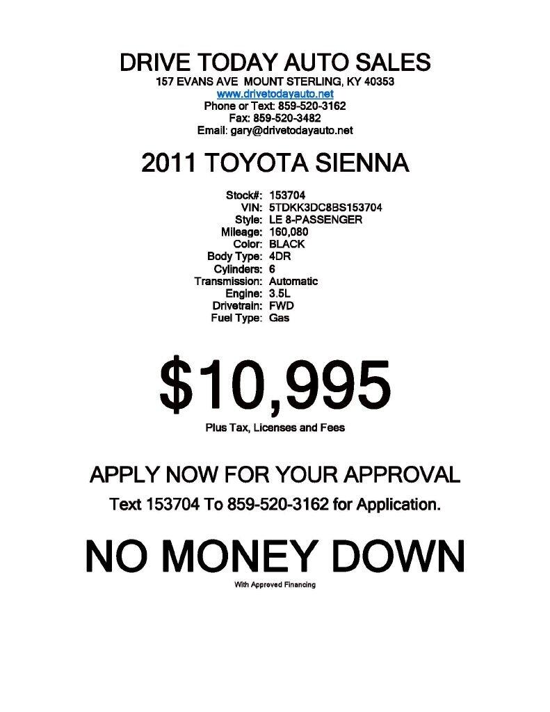 Toyota Sienna LE 8-Pass V6 2011