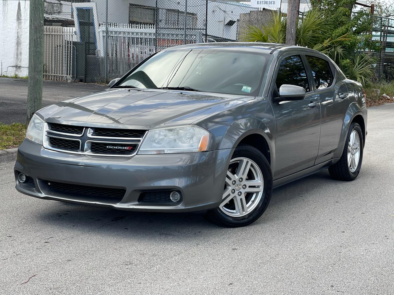 Коврики dodge avenger