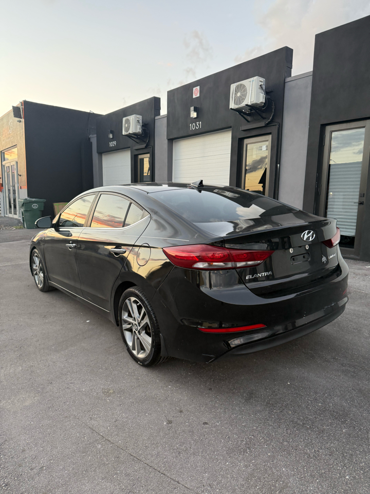 Hyundai Elantra  2017 Hyundai Elantra  2017