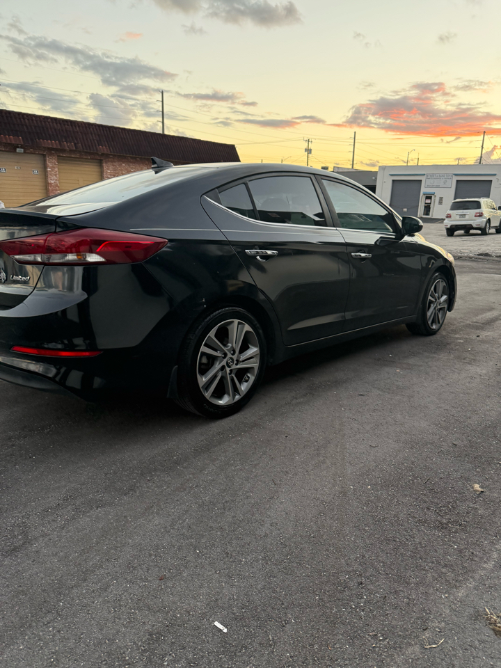 Hyundai Elantra  2017 Hyundai Elantra  2017