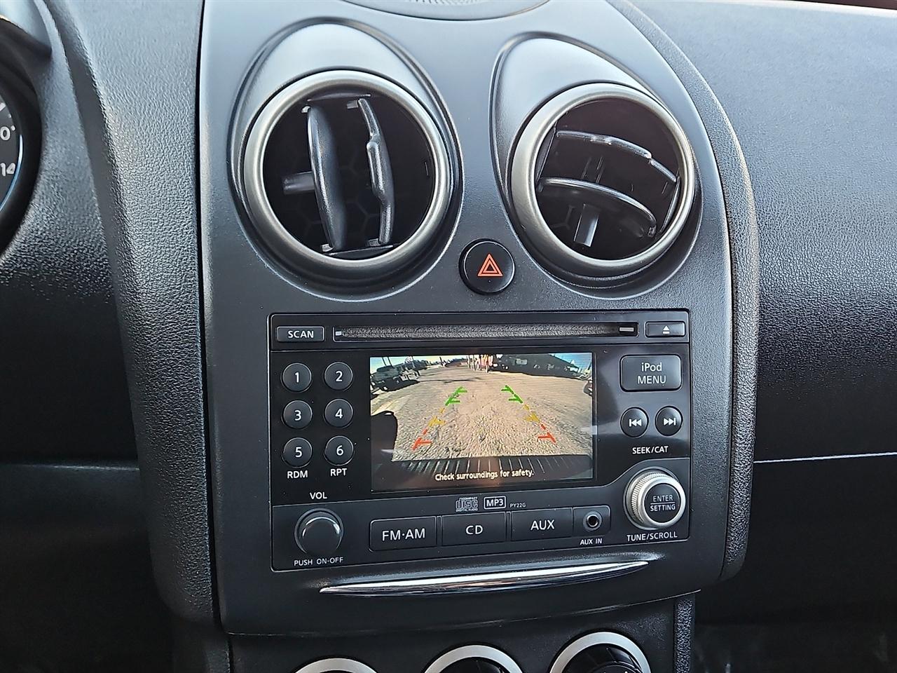 Nissan Rogue FWD 4dr SV 2011