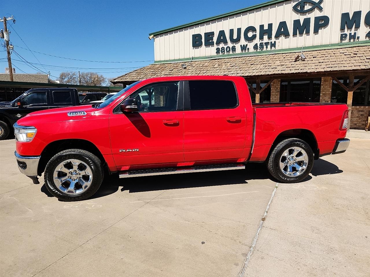 RAM 1500 Big Horn 4x4 Crew Cab 5'7" Box 2021