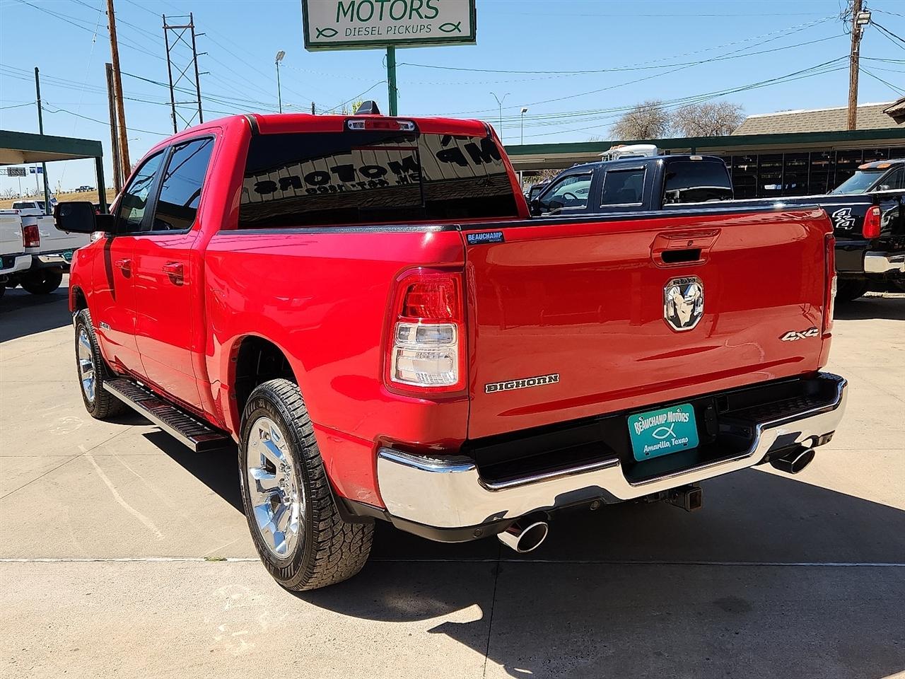 RAM 1500 Big Horn 4x4 Crew Cab 5'7" Box 2021