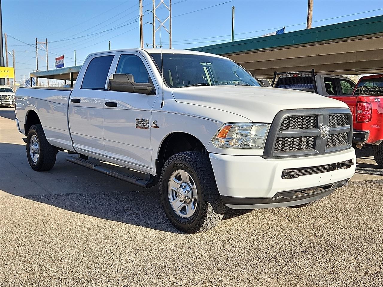 RAM 2500 Tradesman 4x4 Crew Cab 8' Box 2018
