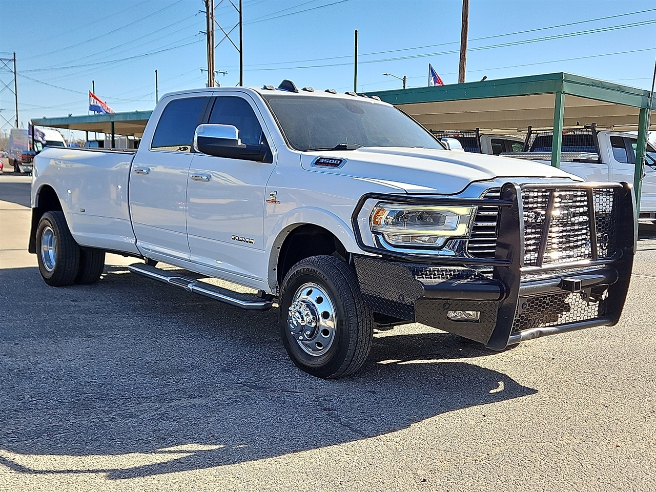 RAM 3500 Laramie 4x4 Crew Cab 8' Box 2022