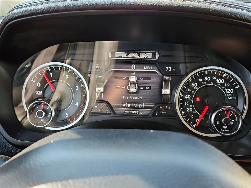 RAM 3500 Laramie 4x4 Crew Cab 8' Box 2022