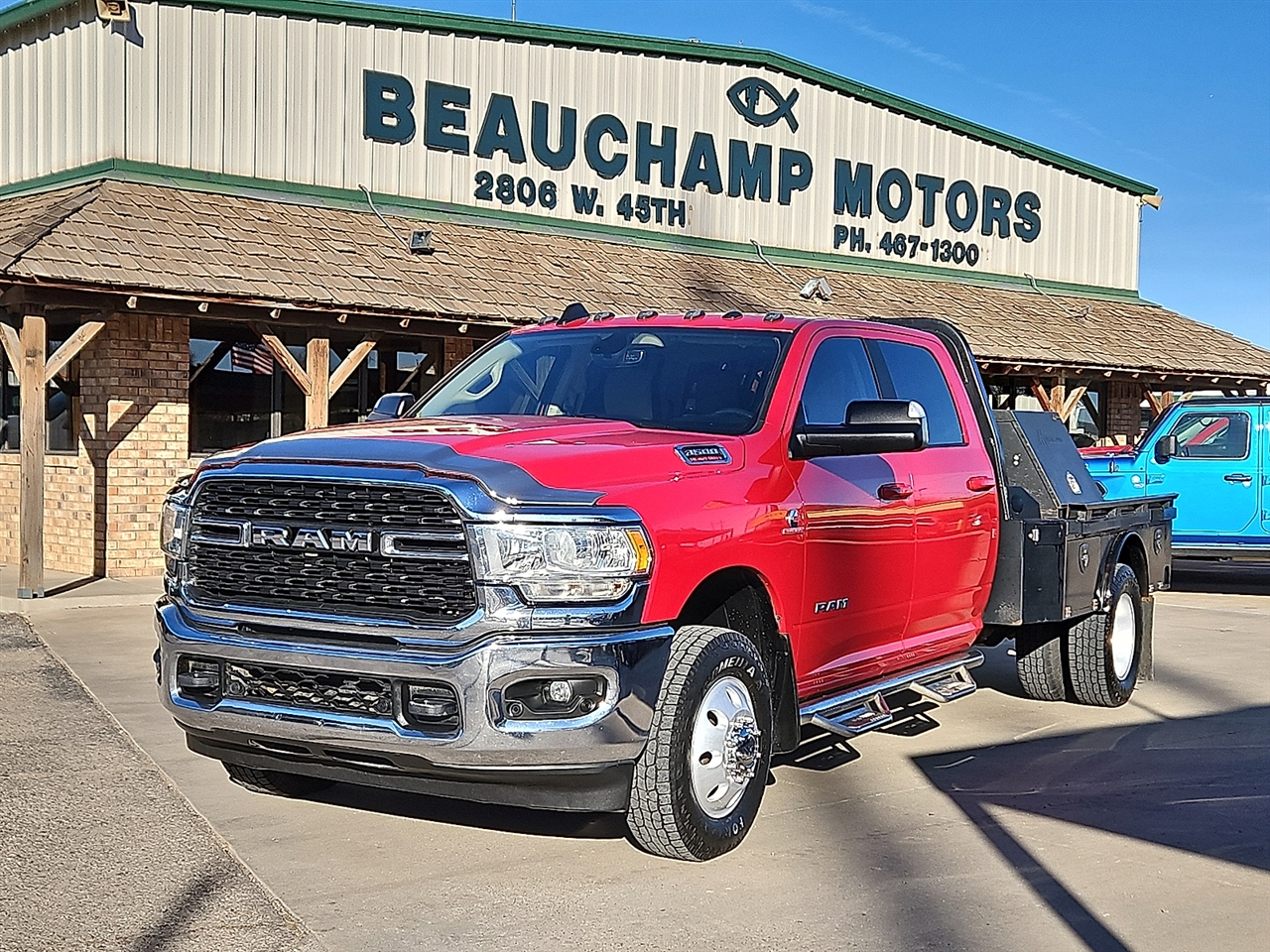 2022 RAM 3500 Big Horn 4x4 Crew Cab 8' Box