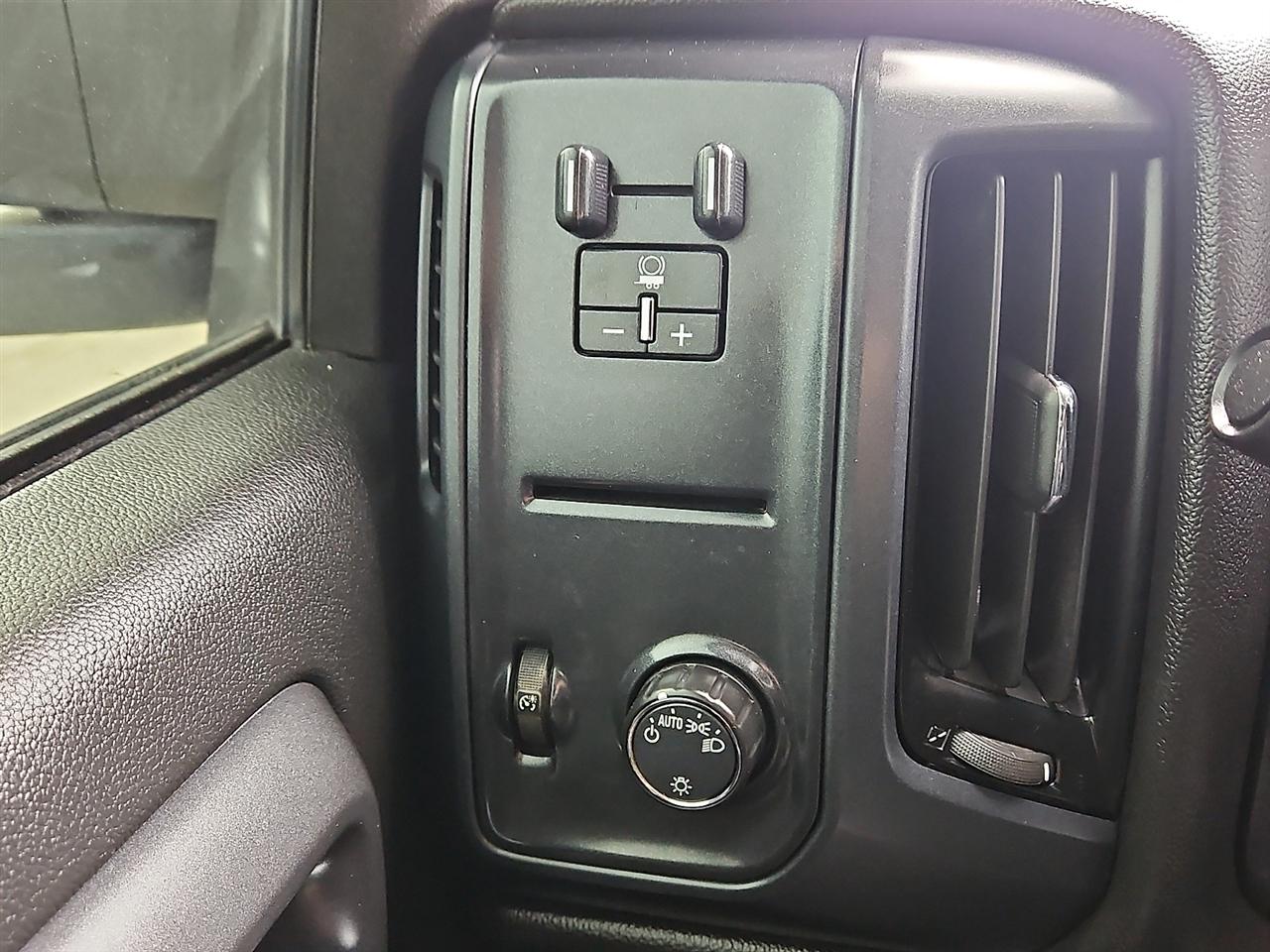 Chevrolet Silverado 2500HD 4WD Double Cab 144.2" Work Truck 2019