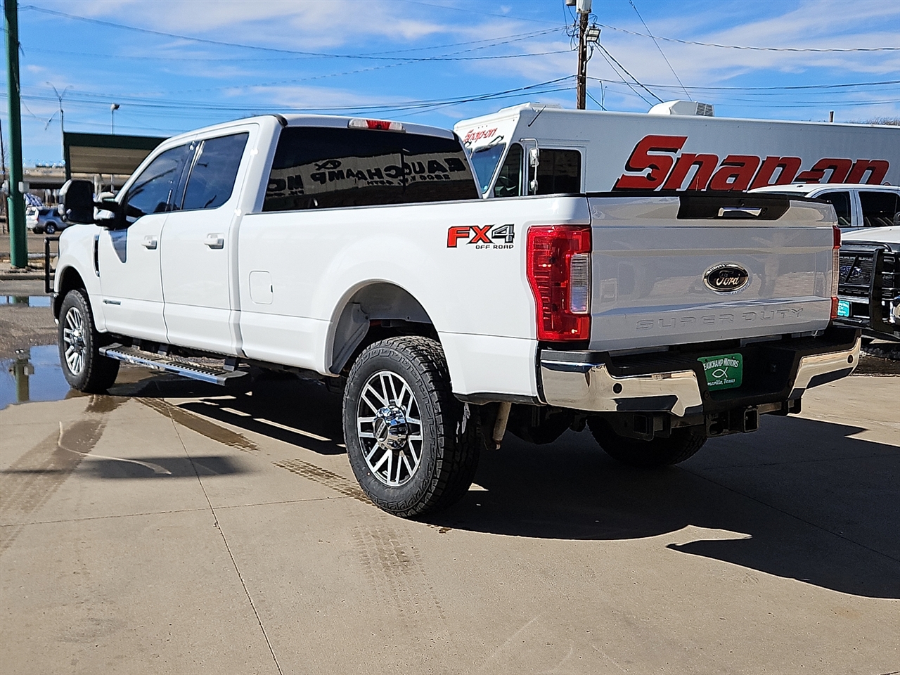 Ford Super Duty F-350 SRW Lariat 4WD Crew Cab 8' Box 2019
