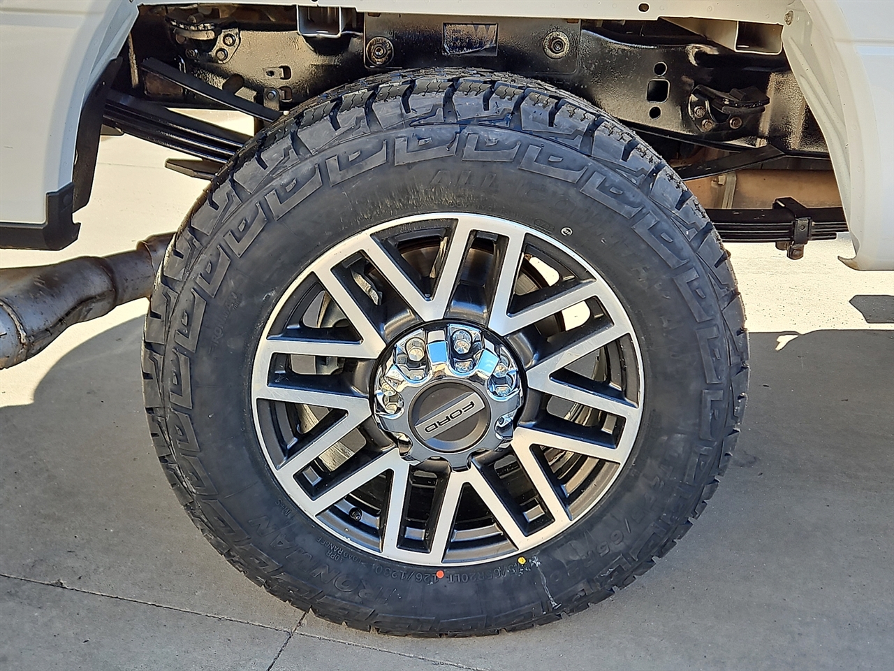 Ford Super Duty F-350 SRW Lariat 4WD Crew Cab 8' Box 2019